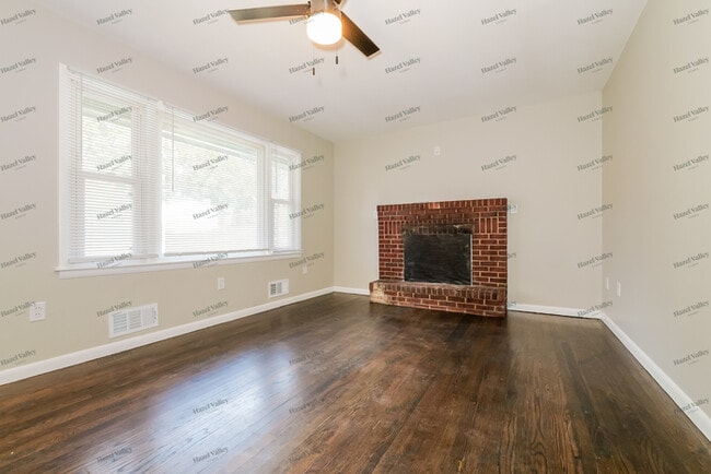 Building Photo - 4705 Vermont Ave