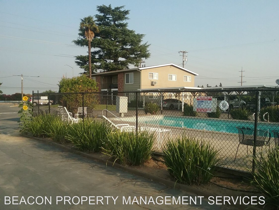 Primary Photo - 19850 N 99 Frontage Rd