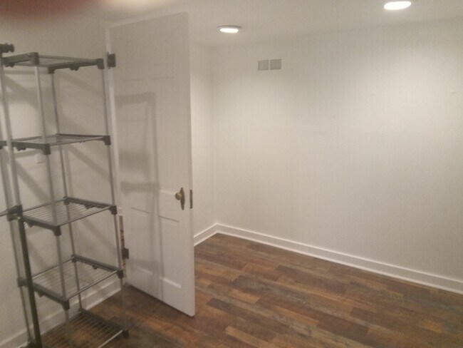 Foto del edificio - 7033 Marshall St