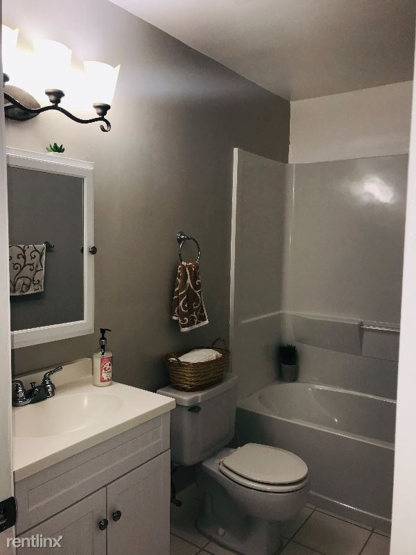 Building Photo - 2 br, 2 bath Condo - 2334 Golf Lake Cir