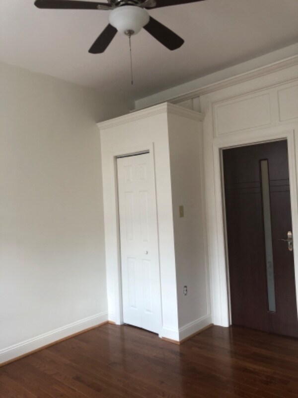 Foto del edificio - 18-18 Centre St