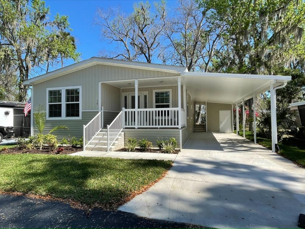 Primary Photo - 10 Coachlight Ct