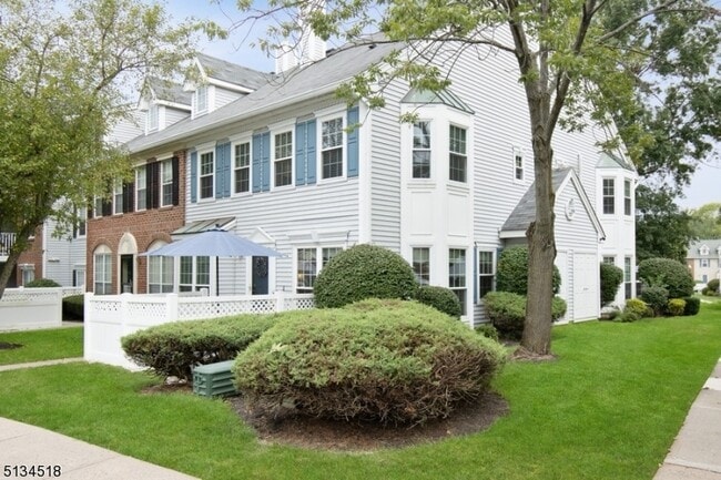 Building Photo - 819 Breckenridge Dr