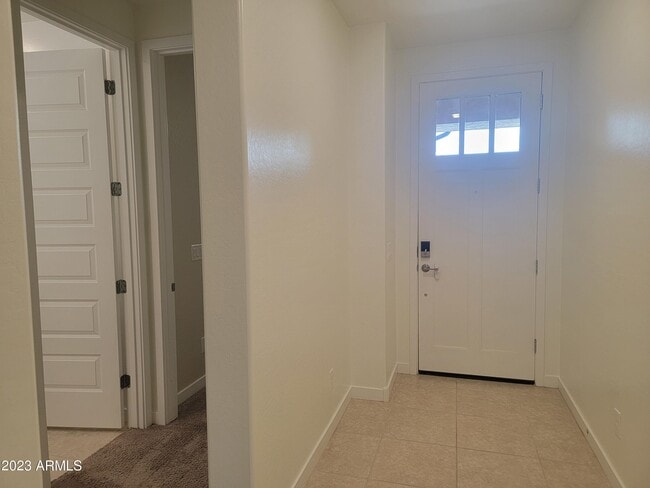 Building Photo - 9825 E Talon Ave