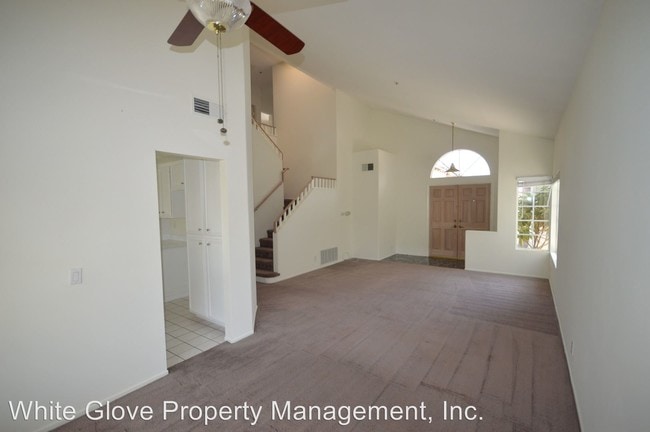 Building Photo - 4 br, 2.5 bath House - 8095 Acacia Circle