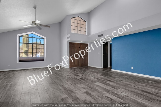 Building Photo - 9810 Amarosa