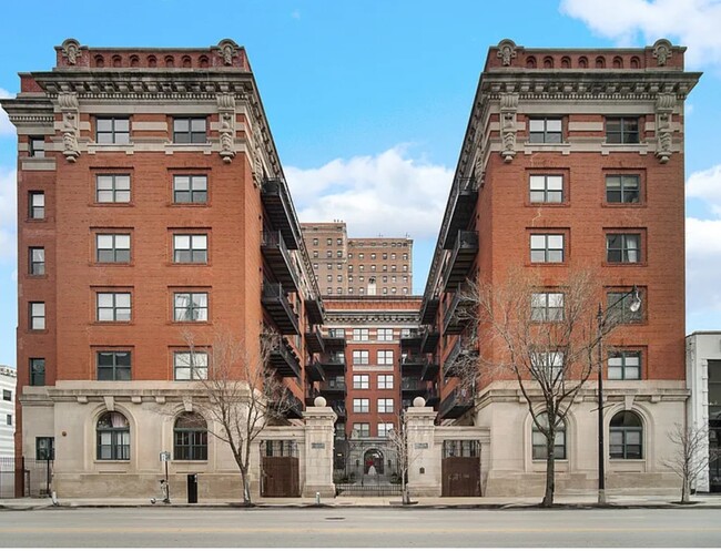 Foto del edificio - 1439 S Michigan Ave