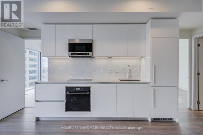 Building Photo - 8 Cumberland St