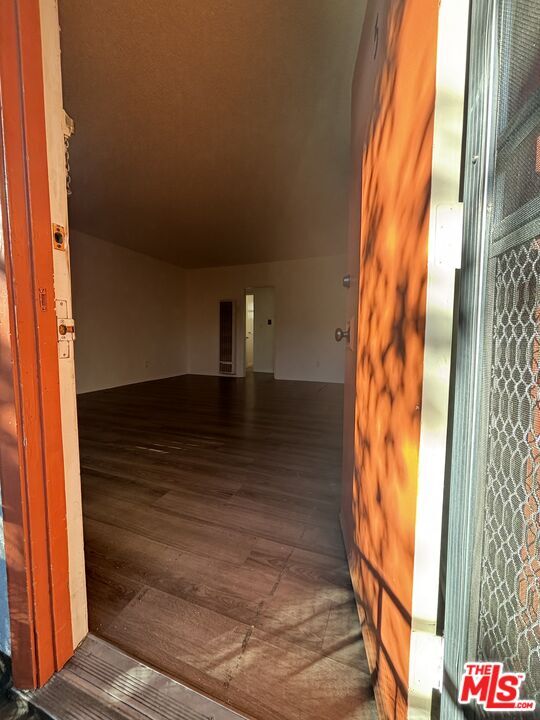 Foto del edificio - 1807 Taft Ave