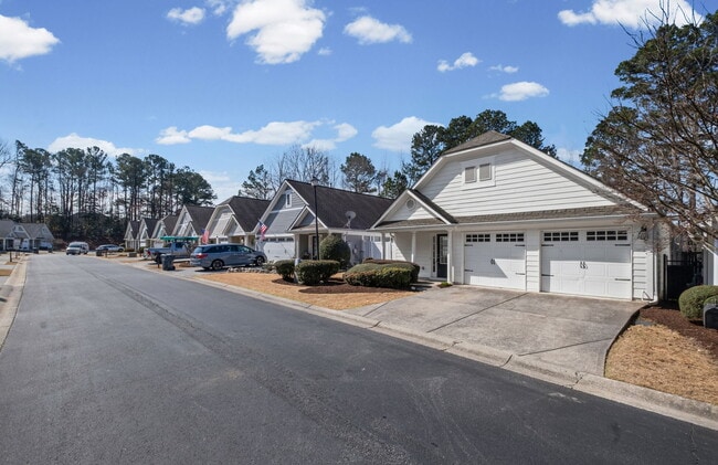 Building Photo - 4919 Magnolia Cottage Way