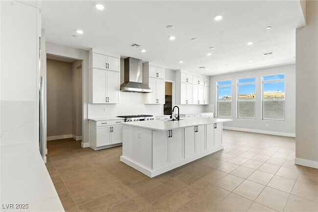 Building Photo - 10632 Rolling Vista Dr