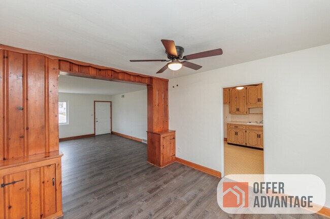 Foto del edificio - 27350 Forestview Ave