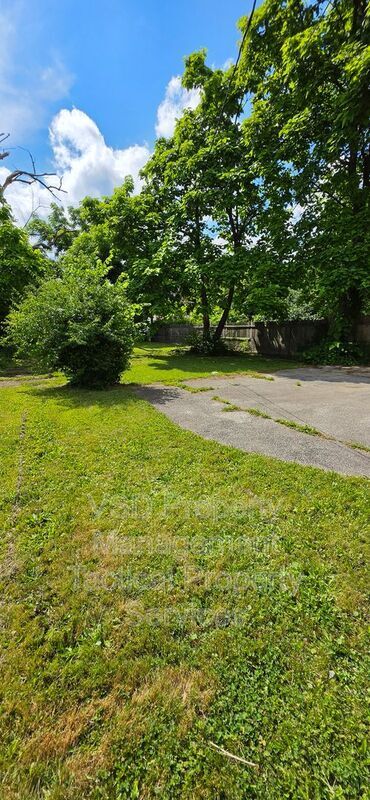 Foto del edificio - 3694 E 147th St