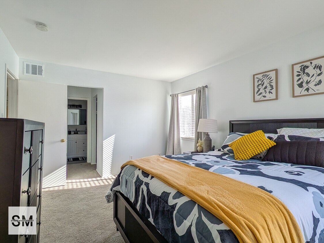 Photo - 10224 Prince Pl (Upper Marlboro, MD)