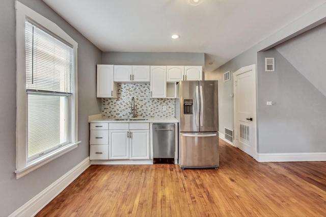 Foto del edificio - 2 bedroom in Chicago IL 60618