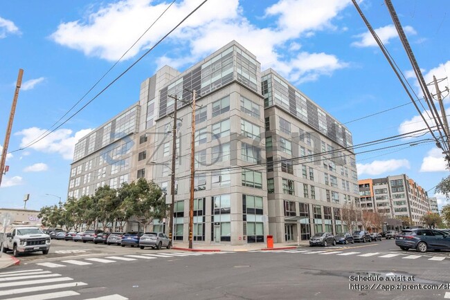 Building Photo - 428 Alice St