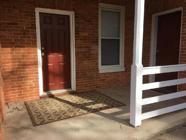 Front Door - 18 Bond St