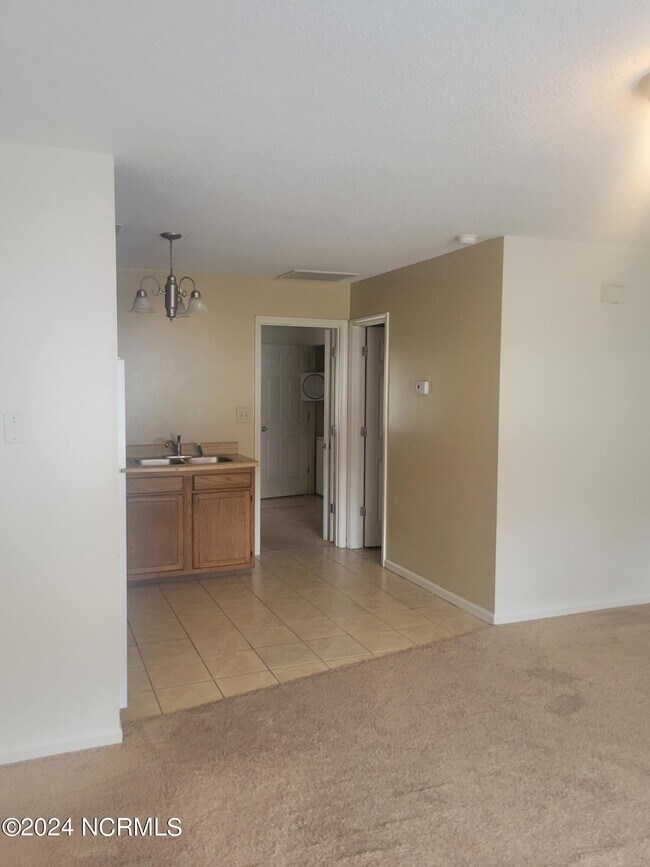 1952 Countrywood Blvd, Jacksonville, NC 28540 House Rental in