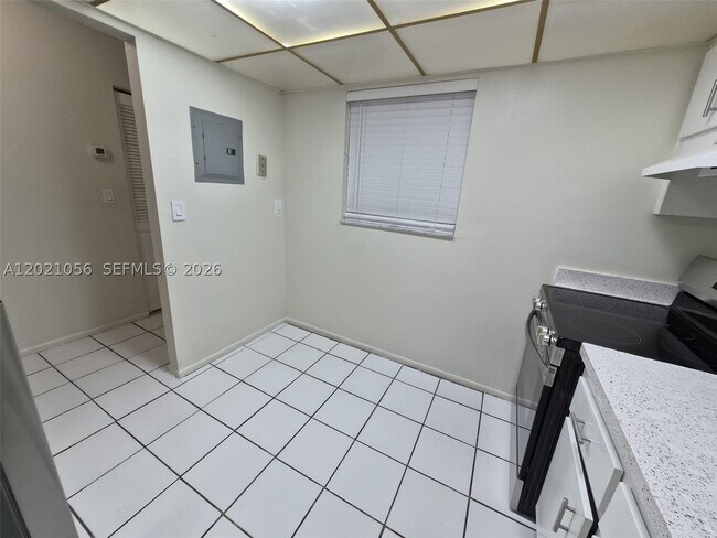 Building Photo - 7830 Camino Real