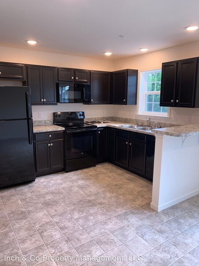 Building Photo - 3 br, 2.5 bath House - 840 Lantern Ct