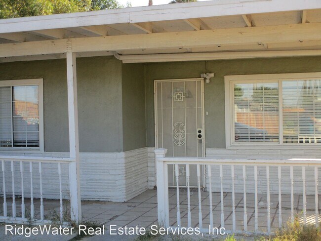 Building Photo - 3 br, 1 bath House - 17 Bruno Ave
