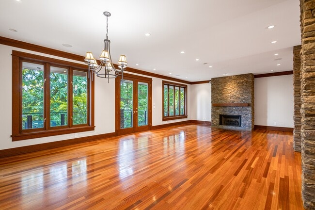 Building Photo - 3524 Mathers Ave