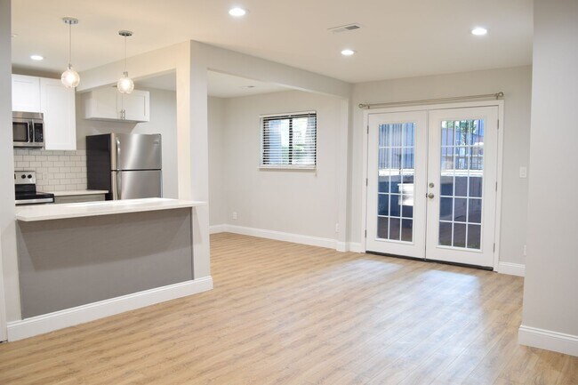 Building Photo - Westport Landings