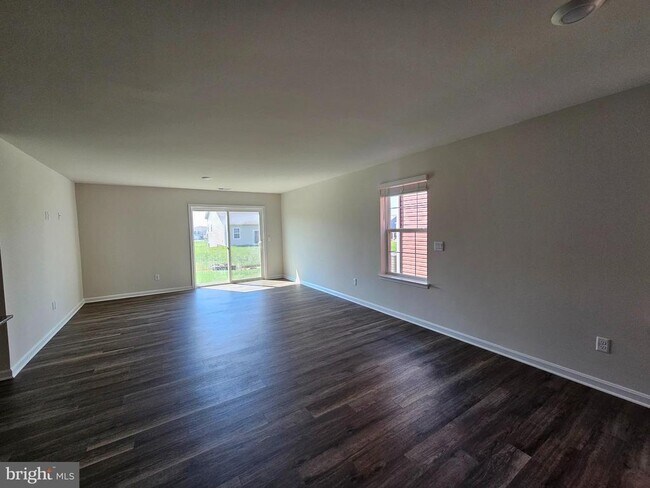 Building Photo - 178 Hamstead Dr