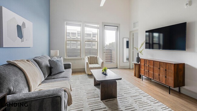 Foto del edificio - 3100 Scofield Ridge Pkwy