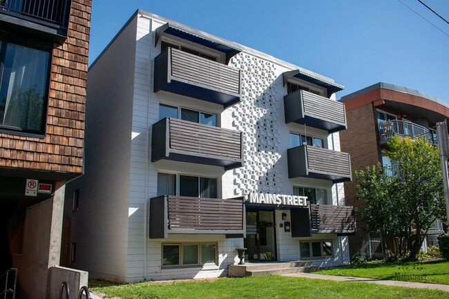 Building Photo - Mount Royal 17th Apartments