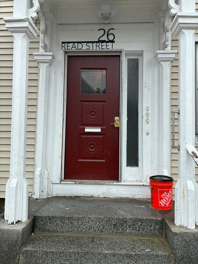 FRONT DOOR - 26 Read St