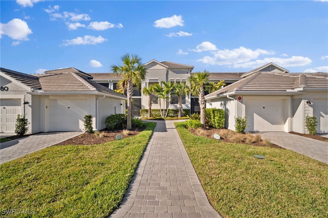 Foto principal - 15980 Grassland Ln