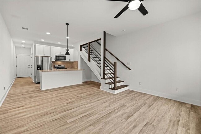 Building Photo - 21201 Portsmouth Cove