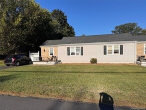 Building Photo - 35 Crestwood Dr