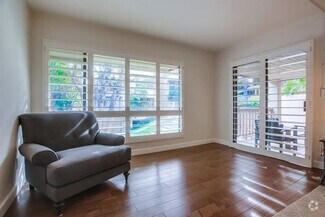 591 S Sierra Ave