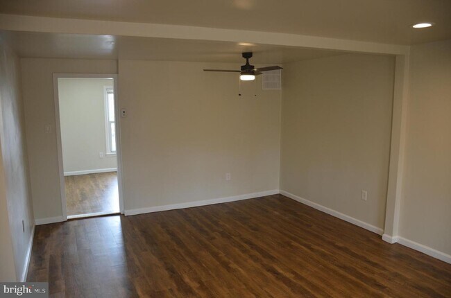 Building Photo - 1379 Potomac Heights Dr
