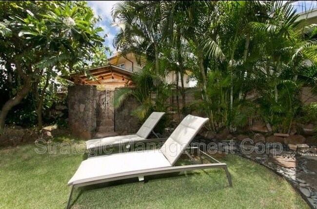 Building Photo - 3548 Kepuhi St