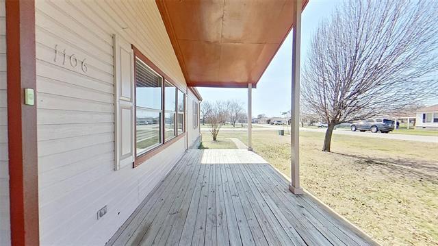 Building Photo - 1106 Spring Flower Dr