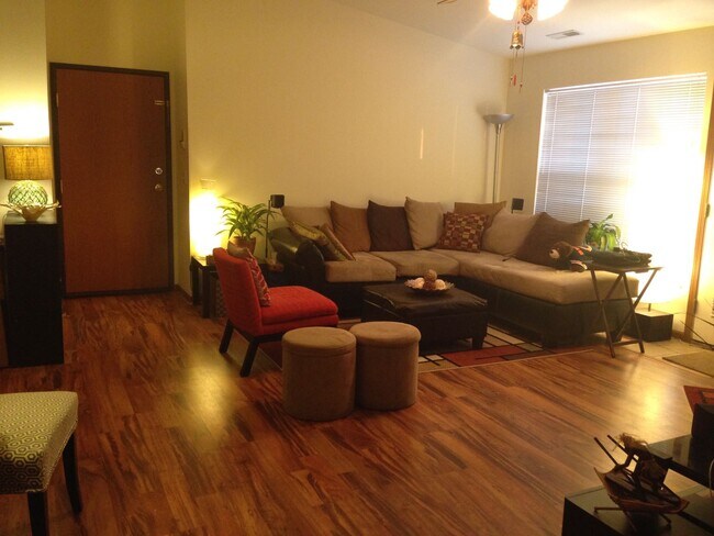 Foto del edificio - 1230 Murray St NE