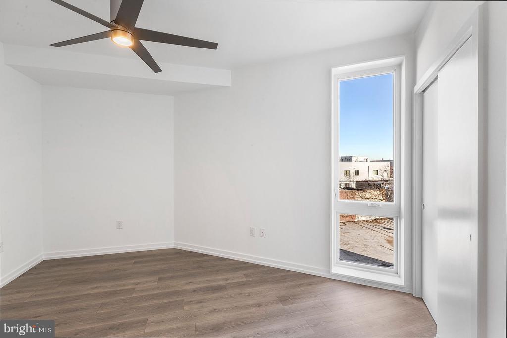 Foto principal - 1229 N Front St