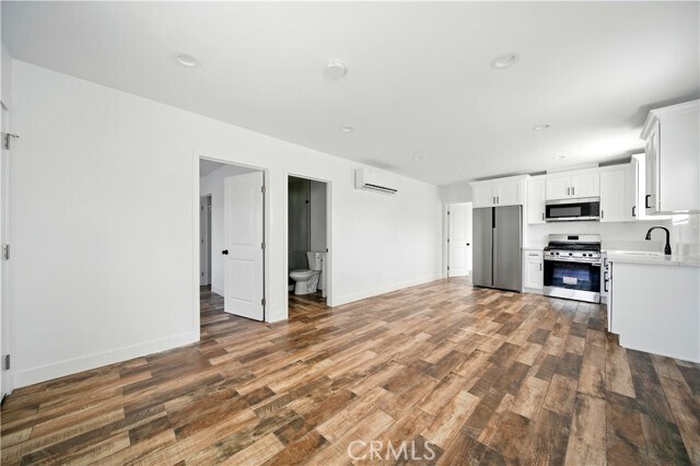Foto del edificio - 523 W 78th St