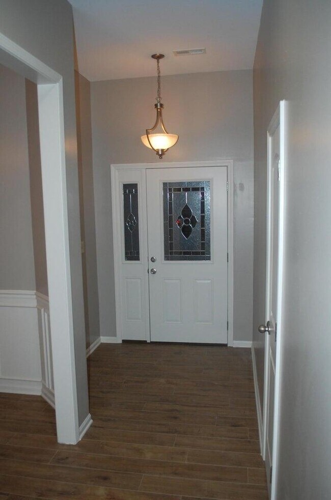 Foto del edificio - 5007 Craydon Dr