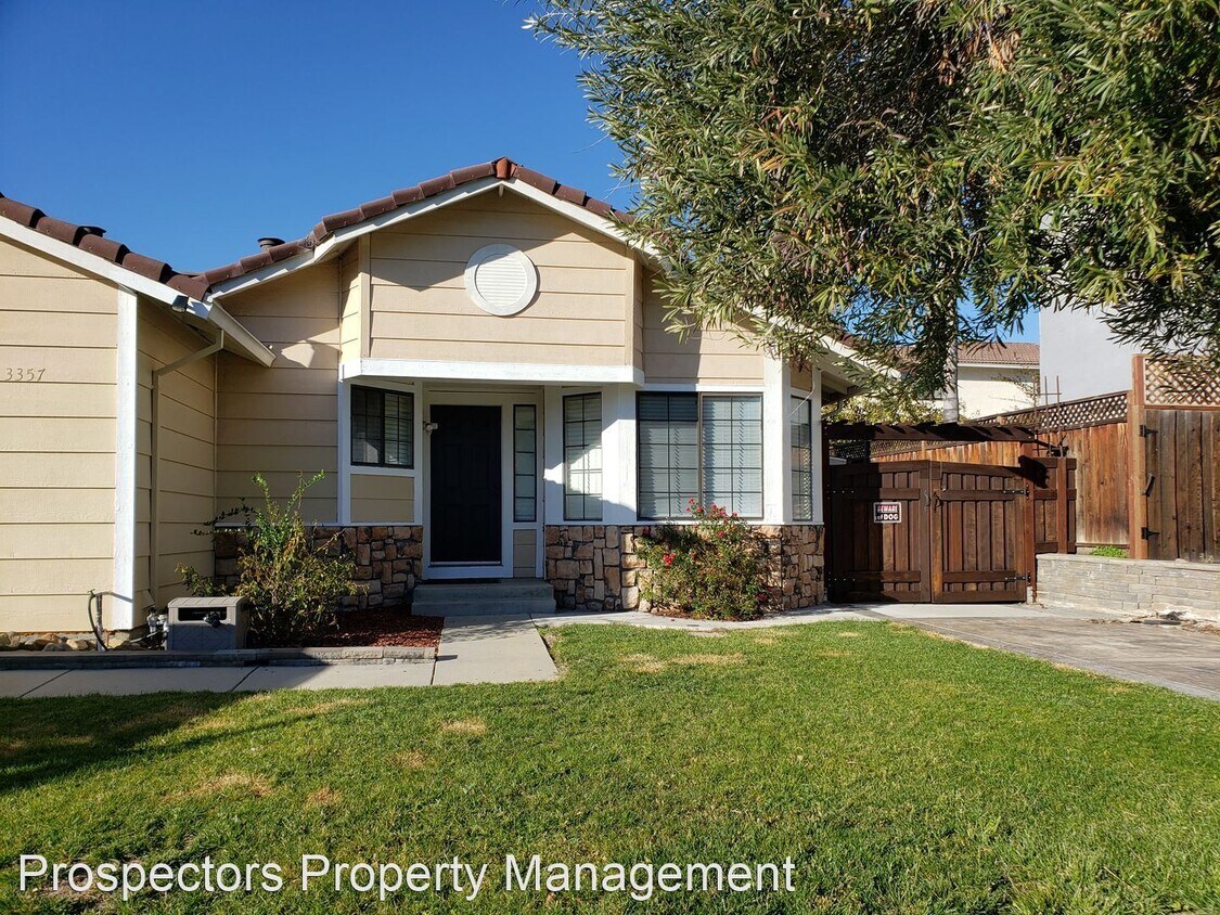 3357 San Saba Dr, San Jose, CA 95148