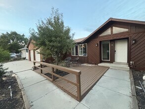 Building Photo - 11299 Woodhill Dr