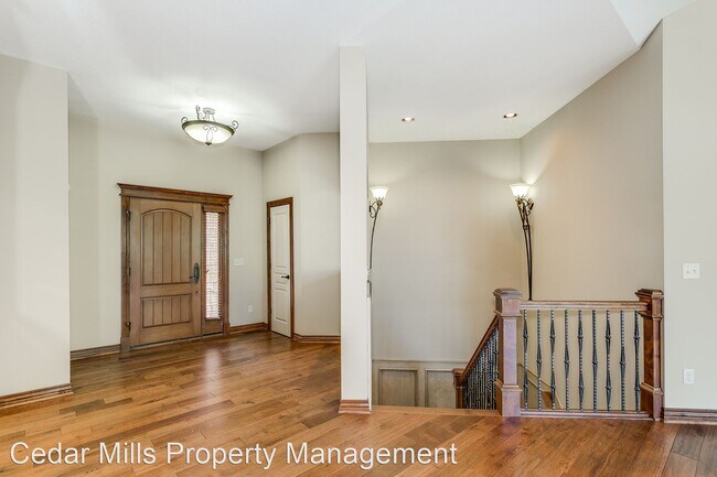 Building Photo - 5 br, 3 bath House - 13604 E. Mainsgate
