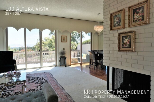 Foto del edificio - Spacious Rinconada Hills Townhome with Bre...