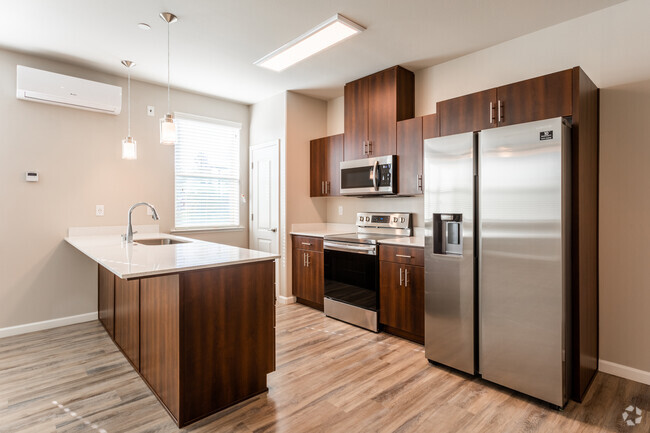 1BD, 1BA - Kitchen - 525 San Jose