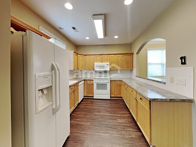 Building Photo - 7536 Rolling Meadows Lane