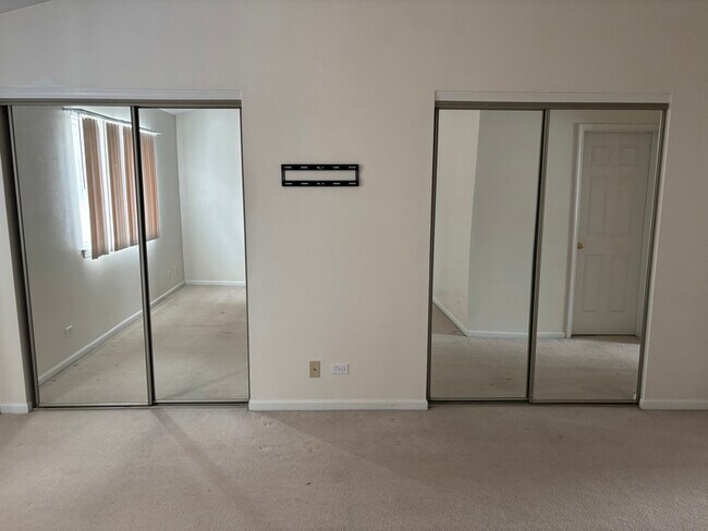 Foto del edificio - 129 Polaris Dr