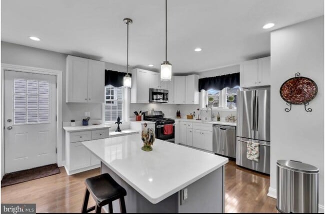 Building Photo - Bellmaw/Palmyra - 5 Bed 2 Bath Single